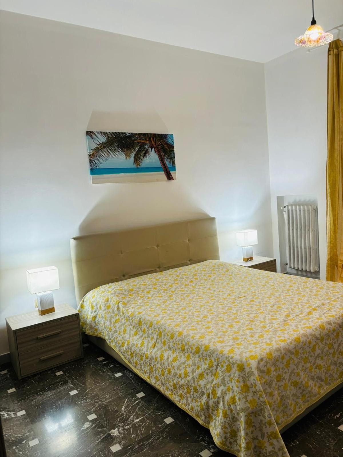 Matthias Central Rooms And Accomodation Bari Exterior photo