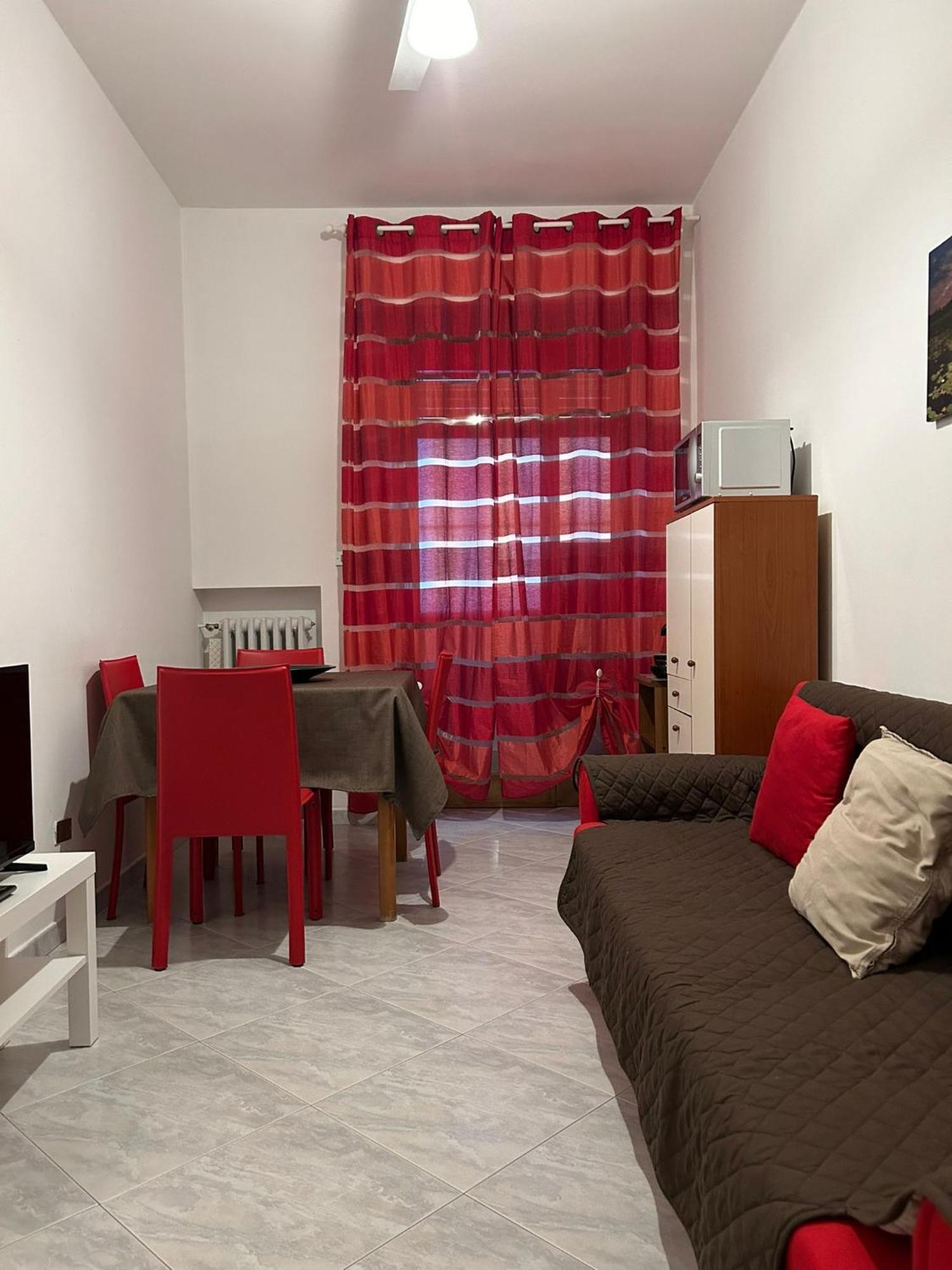 Matthias Central Rooms And Accomodation Bari Exterior photo